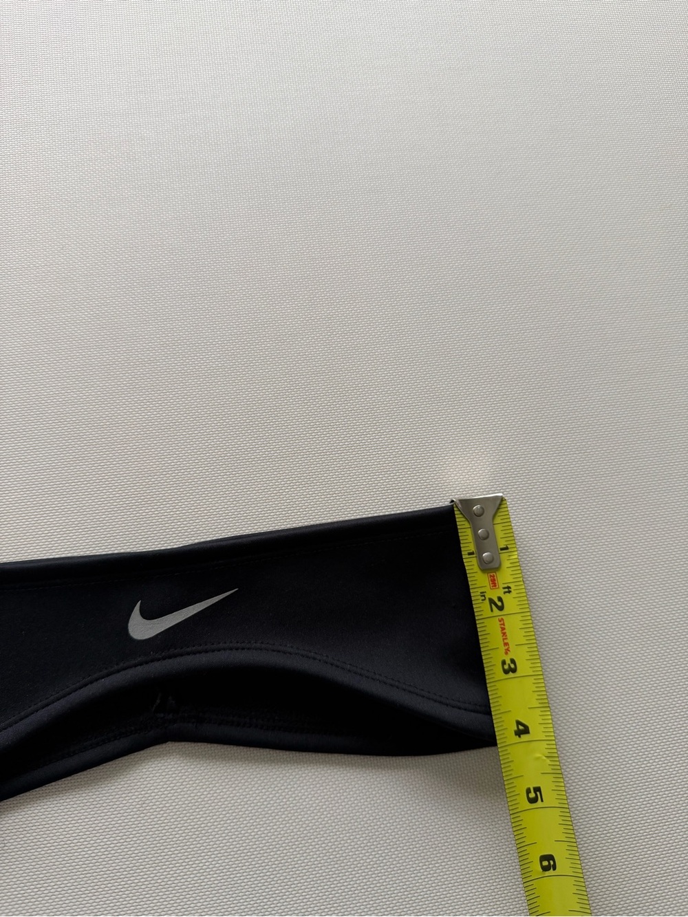 Nike Black Headband Sweatband w/ Swoosh Logo Unisex Adults 10 in - Picture 7 of 7
